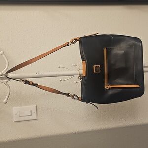 Wexford Leather Ridley Dooney and Bourke Saffiano Crossbody Bag in Black